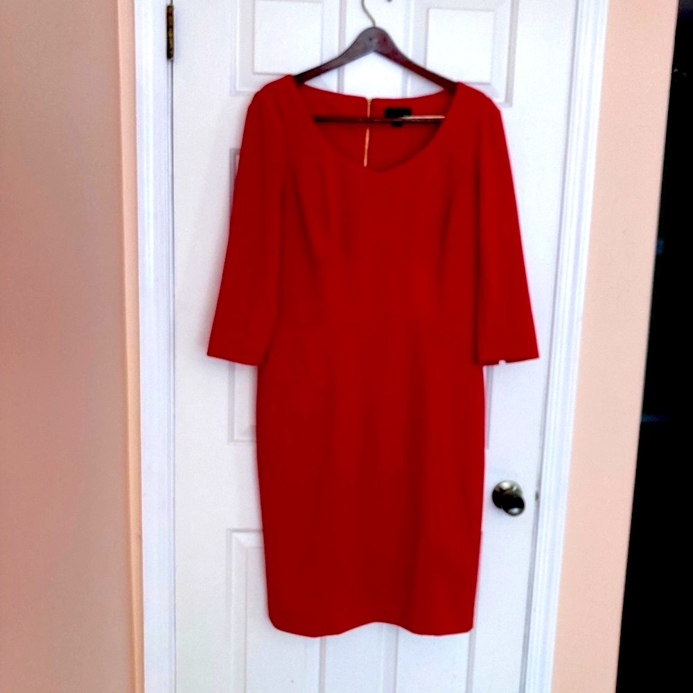 Tahari ASL women’s red crepe dress size 14 NWOT